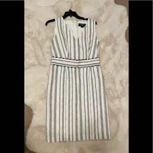 NWOT PAULA KA DRESS SIZE 42